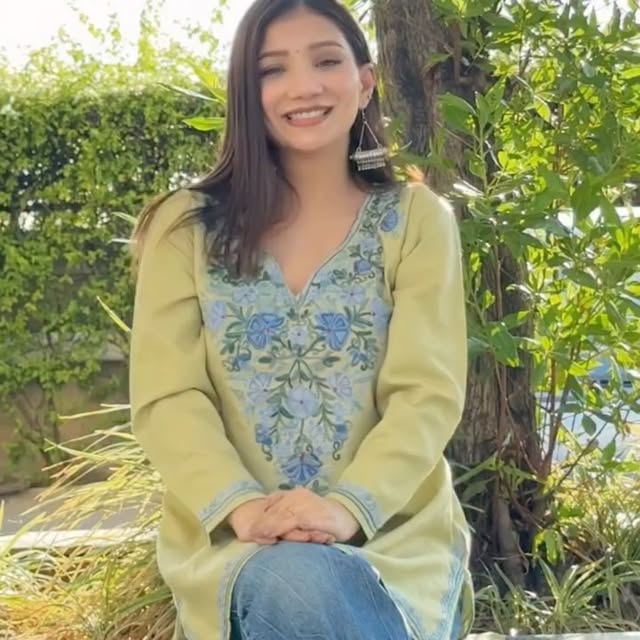 ❤️❤️
Kurta from :- @cashmeer_threads